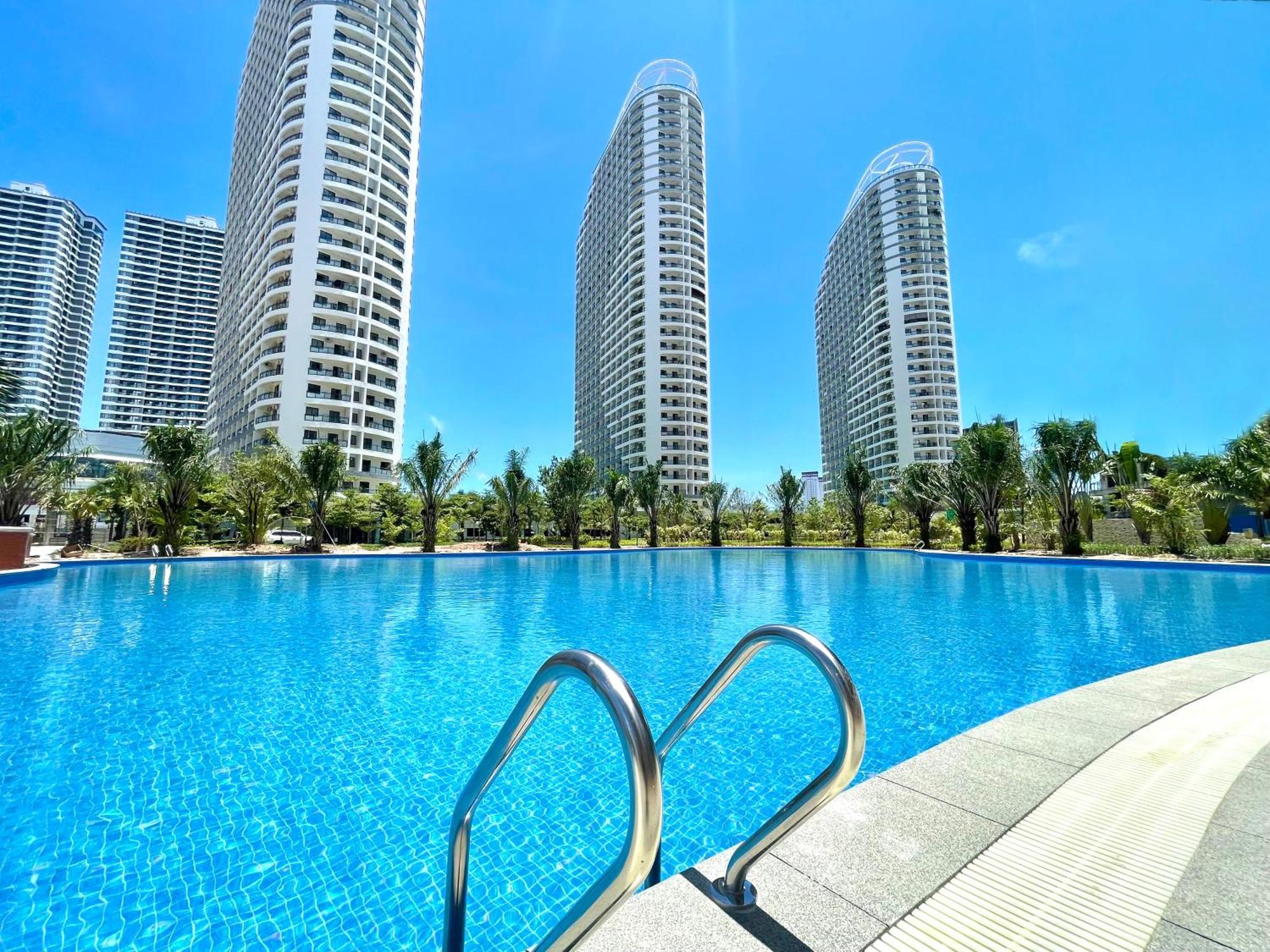 Star Bay - 400m To Sokha Apartment